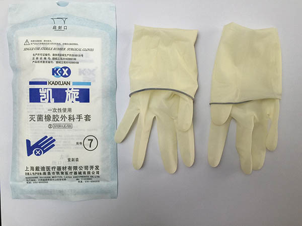 手术手套：双向防护的关键屏障